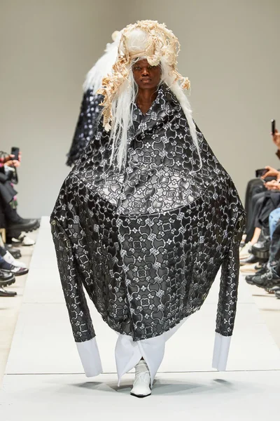 Look 6